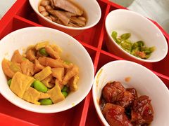 -品悦酒店(三林古镇店)