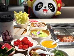-海底捞火锅鲜切牛肉主题店(长寿路店)