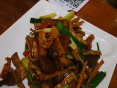 -黑鸡小馆(金源店)