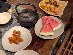 -老牌坊云南鱼豆花火锅(哈西万达店)
