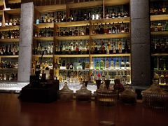 -饮湖威士忌鸡尾酒吧