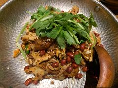 手撕扁担鸡-吃饭皇帝大土家民族菜(正大广场店)