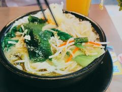 -灵芝妹子海鲜米线(香炉礁山姆店)