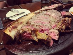 -恰餐厅及酒吧 CHAR Bar & Grill (北京丽都皇冠假日店)