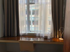 -卡罗酒店(东门晒布地铁站店)