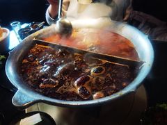 -湊湊火锅·茶憩(新中关购物中心店)