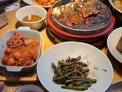 -蜜桃餐厅·伴山(绿宝广场店)