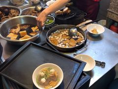 -松树干拌面店