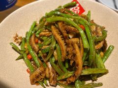 -黄泥岗·地道湖北菜(奥特莱斯店)