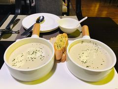 -拾溪餐厅·包厢(杭州千禧度假酒店)
