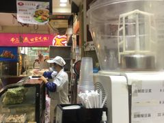 -白玉兰食品(汇联商厦店)
