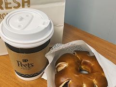红豆贝果-Peet's 皮爷咖啡(乐峰店)