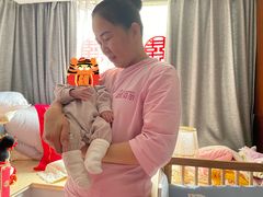 -爱贝尔高端月嫂(母婴护理)