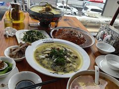 -龙泽园私房菜·地道南京味 ·招牌大鱼头(油坊桥店)