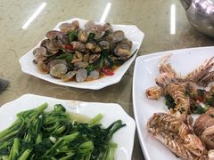 -双月饭店·20年老字号(新村店)