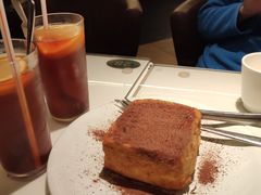 -新大咀港式茶餐厅(宝山万达店)