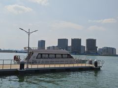 -郑东新区龙湖公共艺术中心