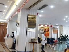 -圣呗口腔·舒适化种植牙·矫正中心(广州总院)