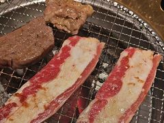 -山川小町·极番烧肉(新地假日广场店)