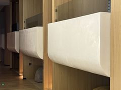 -涨巢·潮玩水疗局