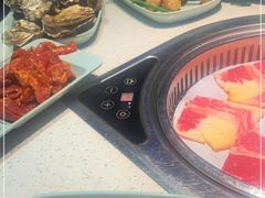 -佰烧海鲜烤肉火锅自助(世茂国际广场店)