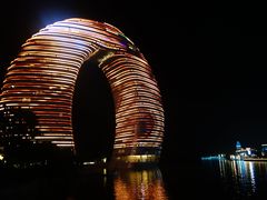 -湖州太湖旅游度假区-月亮广场