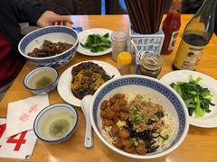 -沪西老弄堂面馆(定西路店)