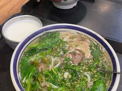 -云阿蛮云南生烫牛肉米线(奉贤路店)