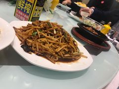 -老牌坊鲁菜名店(宽厚里店)