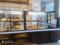 面包甜点陈列柜-萃茶师(琅西店)