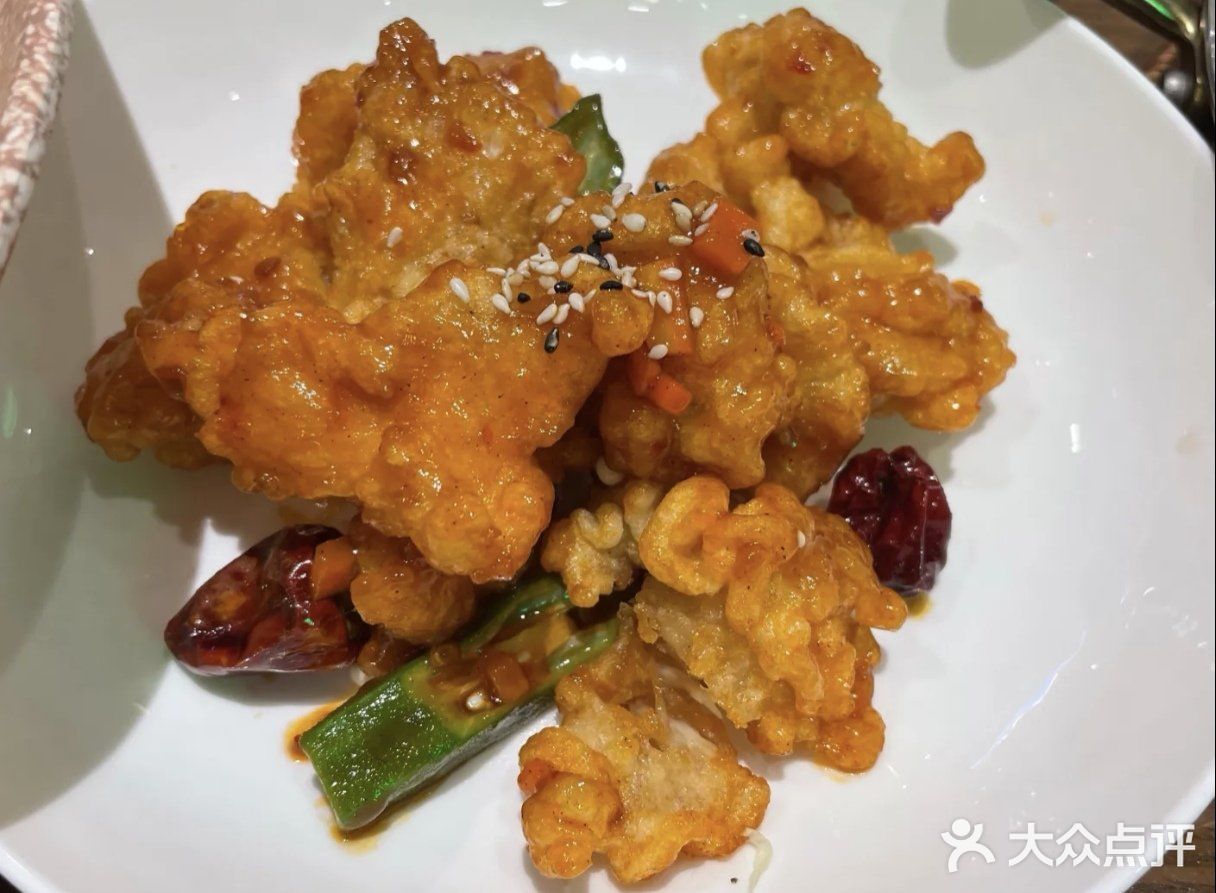 味道比海鲜炸酱面要清淡一点