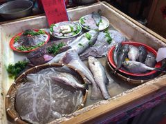 -闯关东东北农家菜(崂山石老人店)