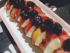 香煎鸭胸配烤菠萝黑樱桃汁-陌上花儿·音乐西餐吧(和平店)