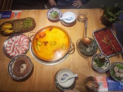 -洱火云南酸菜牛肉火锅(石景山当代商城店)