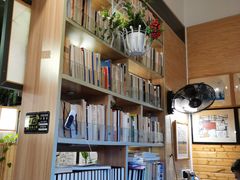 -花神咖啡馆(文汇路店)