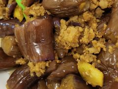 -爱的果实月嫂育婴师(世纪东方店)
