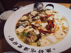 老坛酸菜酸菜鲈鱼-江渔儿酸菜鱼(东山店)