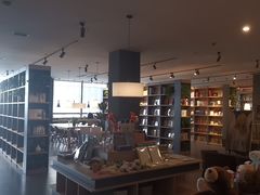 -魔方城市书房(中街益田店)