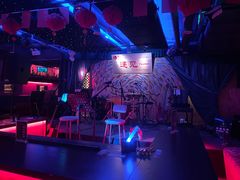 -夜火烤摊·东北烧烤酒场·老杨小黄鱼