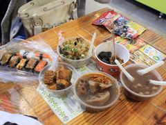 2390004027267490429-东门町美食街