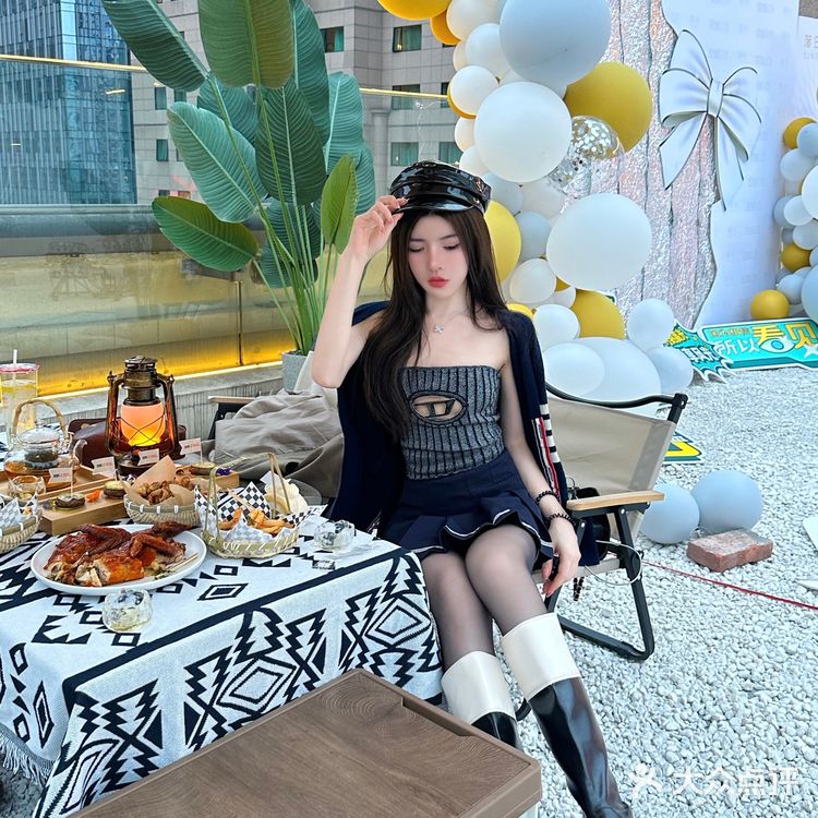 成都高空氛围餐吧 超治愈~☺