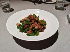 黑毛猪小炒肉-山里亲戚(淞虹路店)