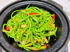 -梅飞酒家(名辉豪庭店)