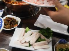 -楼外楼大刀肉传统火锅居(幸福街店)