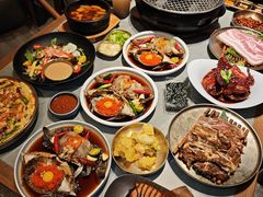 -草家酱蟹炭火烤肉店(珲春南路一店)