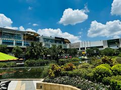 -观澜湖新城运动奥莱区