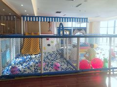 -兴芮温泉度假区