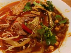 牛腱子泡椒酸辣粉-村外有星光小食铺(长嘉汇店)