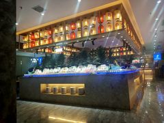 -锤头鲨毛肚海鲜烤肉自助餐厅(国购广场店)