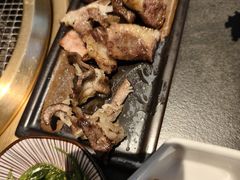 -铭牛烧肉·和牛海鲜自助(高新月牙湖店)